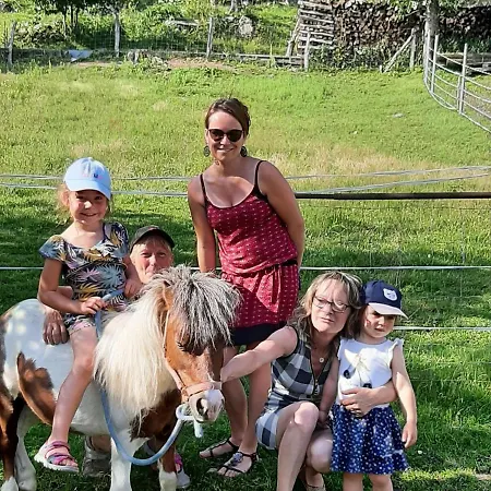 Ferienhaus Escapade Romantique: Avec Terrasse Panoramique, Poele A Bois Et Eclairage Multicolore - Fr-1-589-441 *