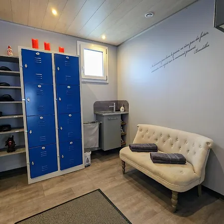 Escapade Romantique: Avec Terrasse Panoramique, Poele A Bois Et Eclairage Multicolore - Fr-1-589-441 בית נופש Ferdrupt