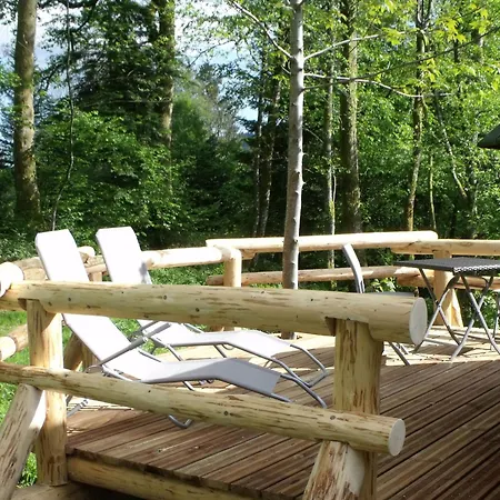 Vakantiehuis Escapade Romantique: Avec Terrasse Panoramique, Poele A Bois Et Eclairage Multicolore *