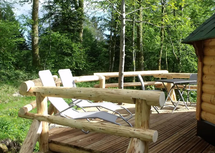 度假居 Escapade Romantique: Avec Terrasse Panoramique, Poele A Bois Et Eclairage Multicolore - Fr-1-589-441 *